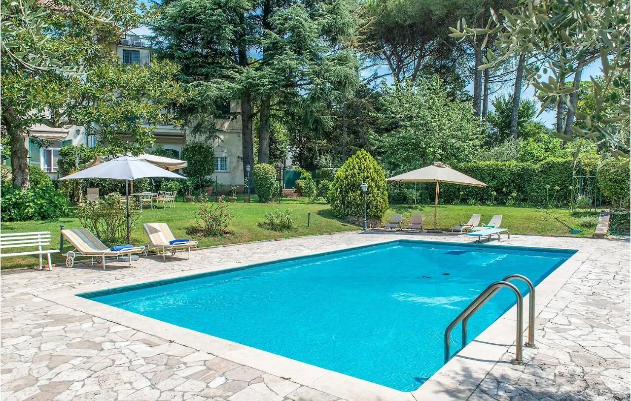 5 Bedroom Stunning Home In Grottaferrata