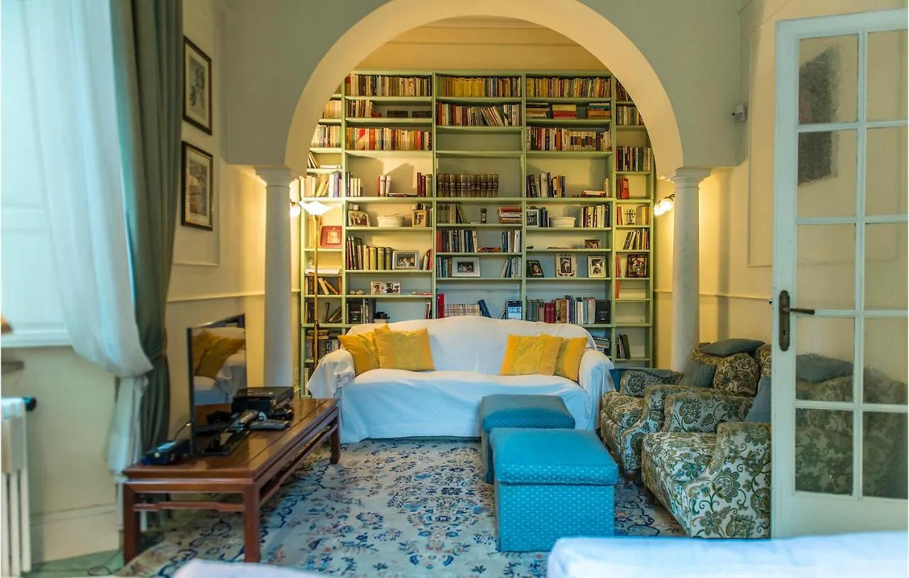 5 Bedroom Stunning Home In Grottaferrata 0*,  Italy